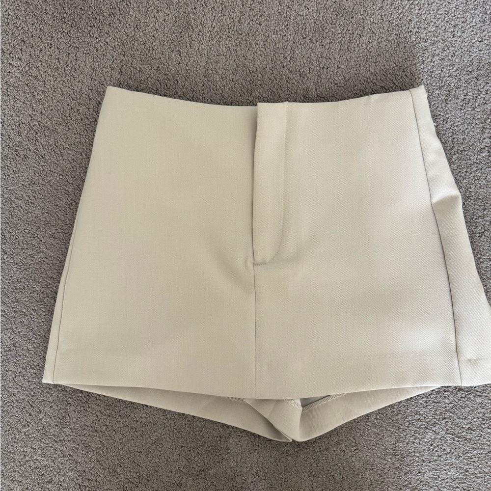 Zara Elegant Cream Women's Skirt
